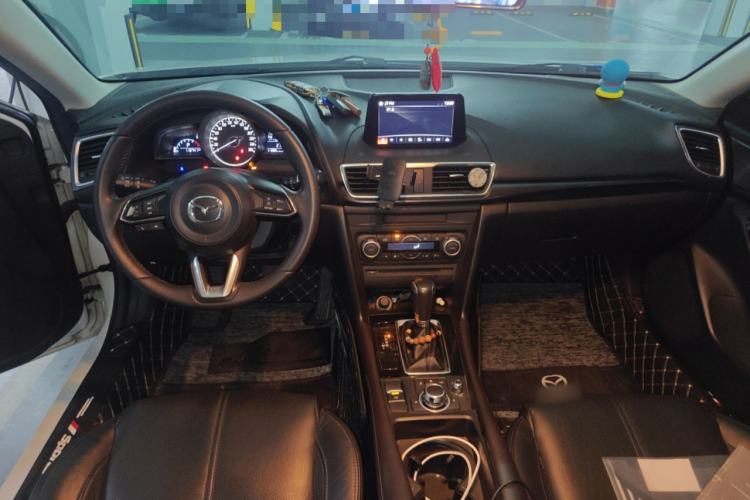 Used Mazda Mazda 3 Axela 2017 Sedan 2.0L Automatic Prestige Model China V Standard