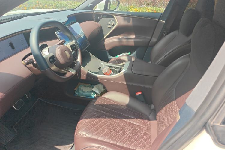 Used Avatr 11 2022 Long-Range Dual-Motor Luxury Edition 4 Seats
