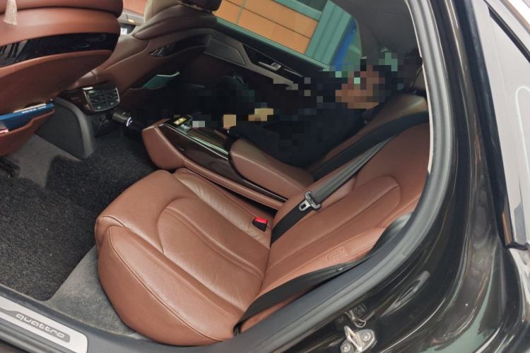 Used Audi A8 2016 A8L 45 TFSI quattro Comfort model Interior 4