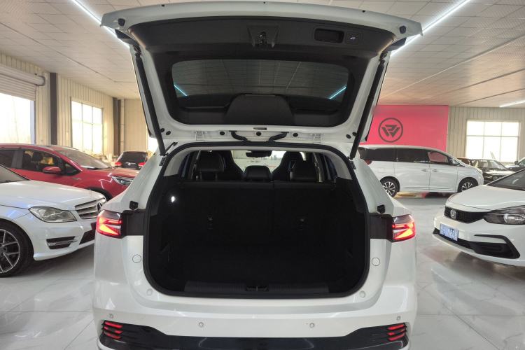 Used Roewe D5X DMH 2024 135 Tech Edition