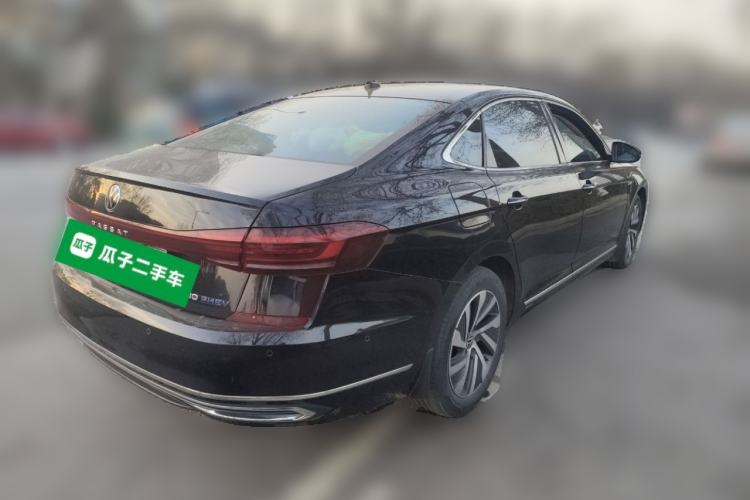 Used Volkswagen Passat New Energy 2022 430 PHEV Hybrid Luxury Edition Rear Right 45 Deg