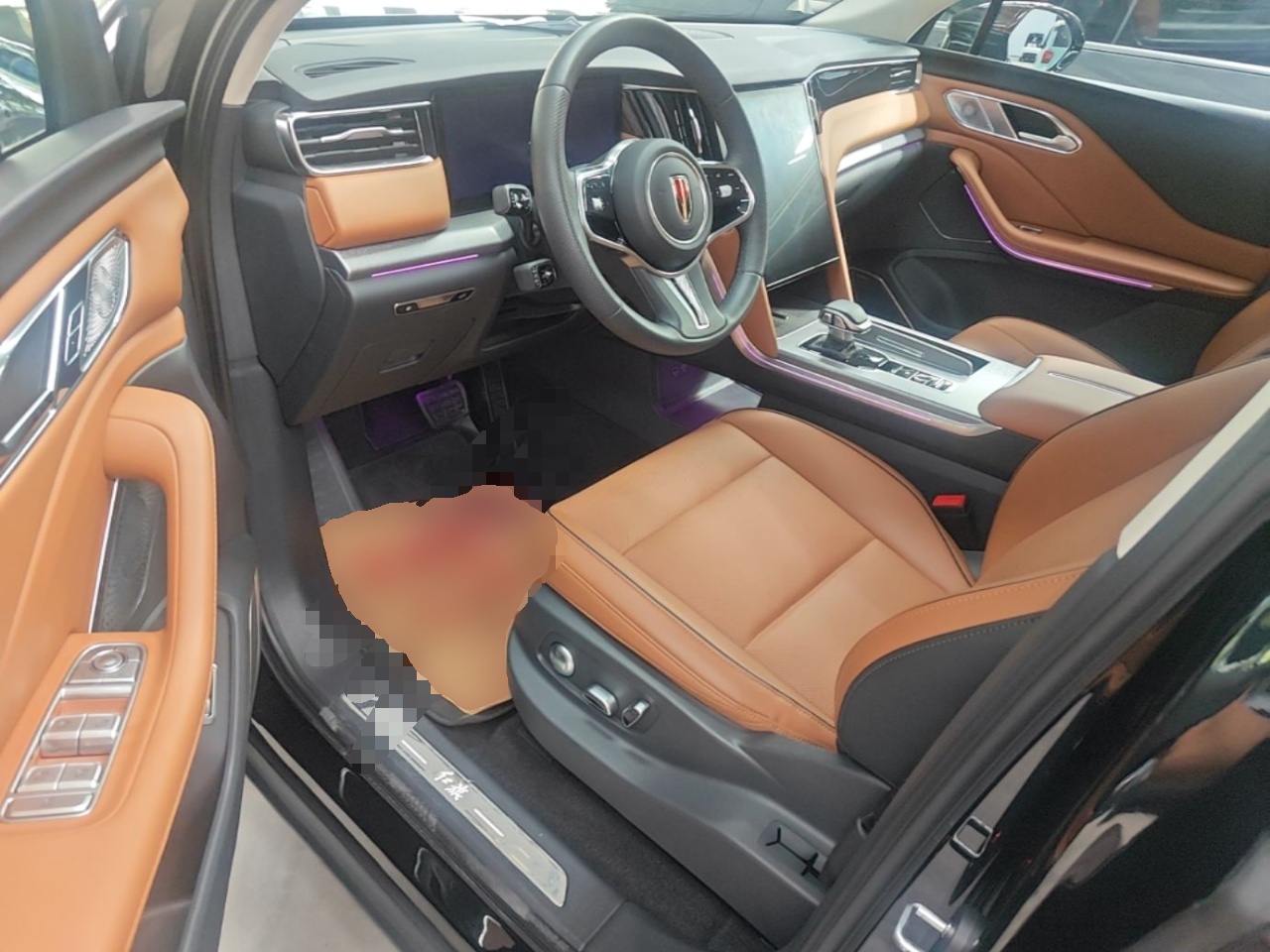 Hongqi HS7 PHEV 2025 Model 2.0T PHEV Four-Wheel Drive 2 Million Units Commemorative Edition 6-Seater — снимка 17