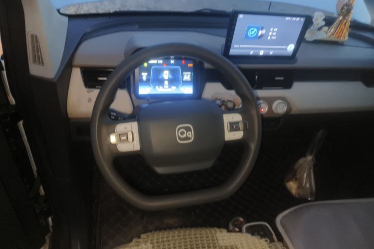 Used Chery QQ Ice Cream 2024 Edition Youth Version 205km Sundae Steering Wheel