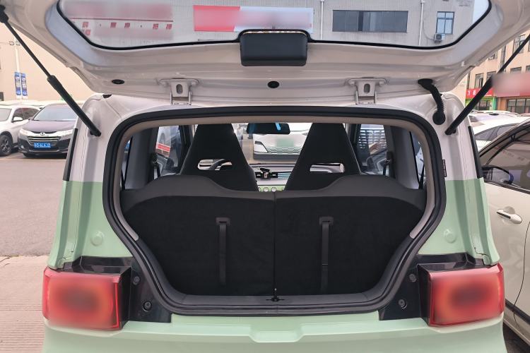 Used Wuling Hongguang MINIEV 2021 Macaron Fashion Model Lithium Iron Phosphate Trunk