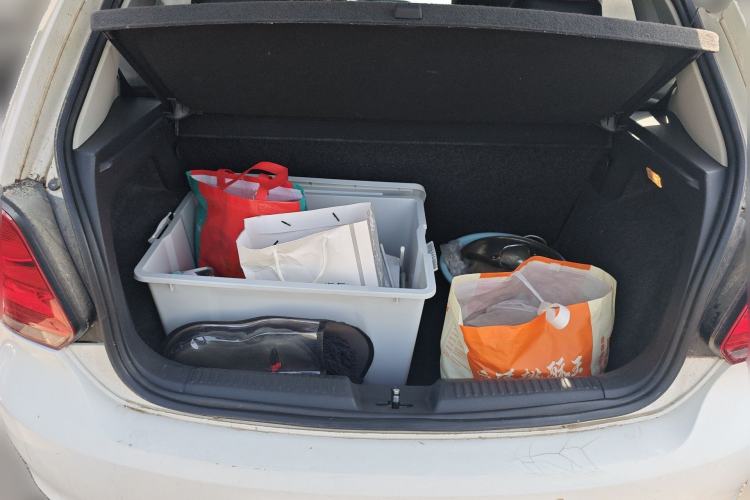 Used Volkswagen Polo 2013 1.4L Manual Fashion Edition Trunk