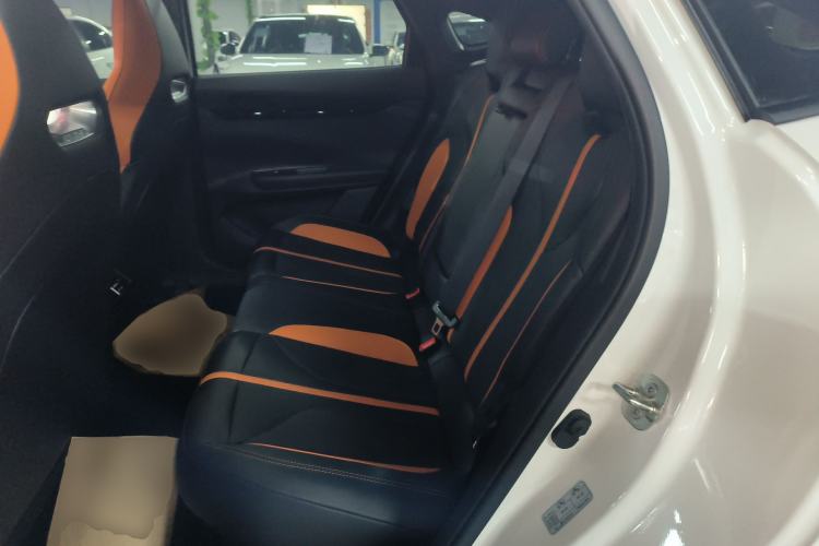 Used Changan UNI-V 2025 1.5T 500Bar Prestige Sporty Version