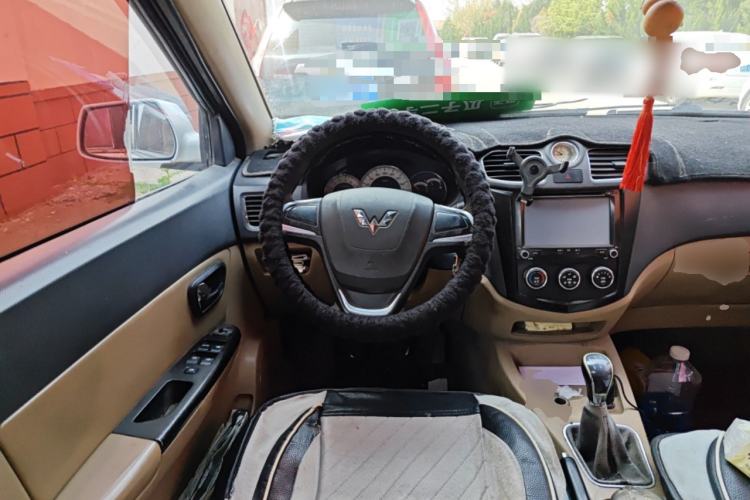 Used Wuling Hongguang 2014 1.5L Base Version Steering Wheel