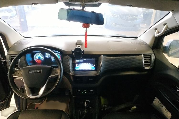 Used Jinbei Gold Hiace 2021 2.0L Passenger Van Travel Lion 6-Seater
