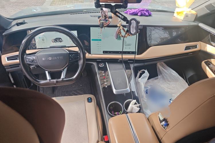 Used ENOVATE ME7 2021 530 km
