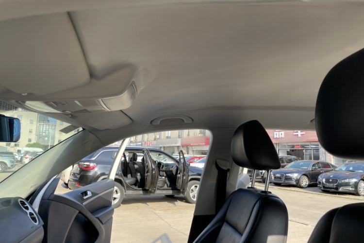 Used Volkswagen Tiguan L 2013 1.8 TSI Automatic Two-Wheel Drive Comfort Edition