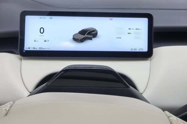 Used Nio ET5T 2025 75 kWh Touring Interior 10