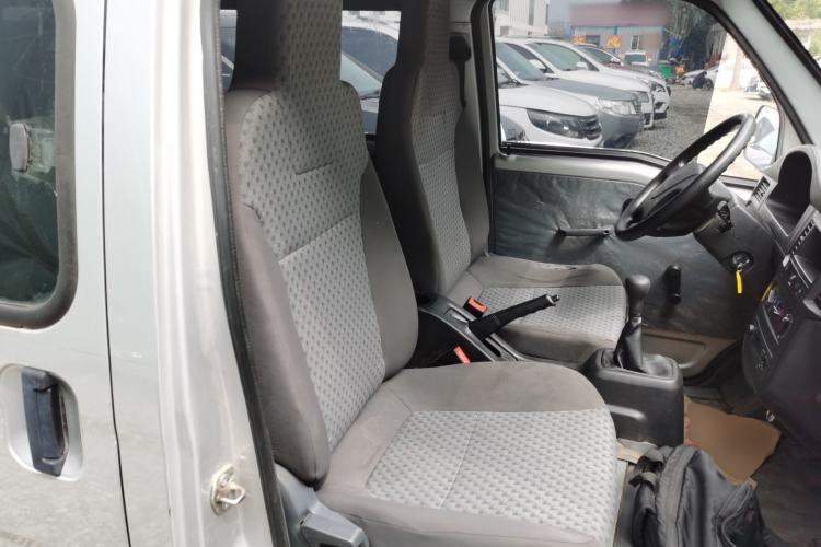 Used Wuling Zhiguang 2023 1.5L Practical Version 5/7 Seats