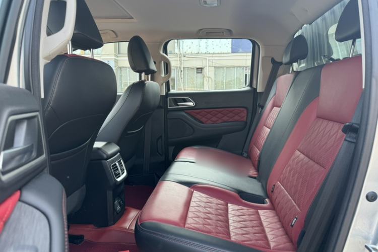 Used Great Wall Poer 2021 2.0T Off-Road Version Automatic Diesel 4x4 Mount Everest Edition GW4D20M
