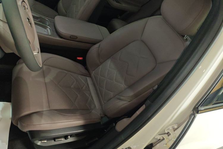 Used Nio ES7 2022 75 kWh Left Front Seat