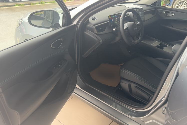 Used BYD Seal 05 DM-i 2026 DM-i 128KM Luxury Edition Interior 2