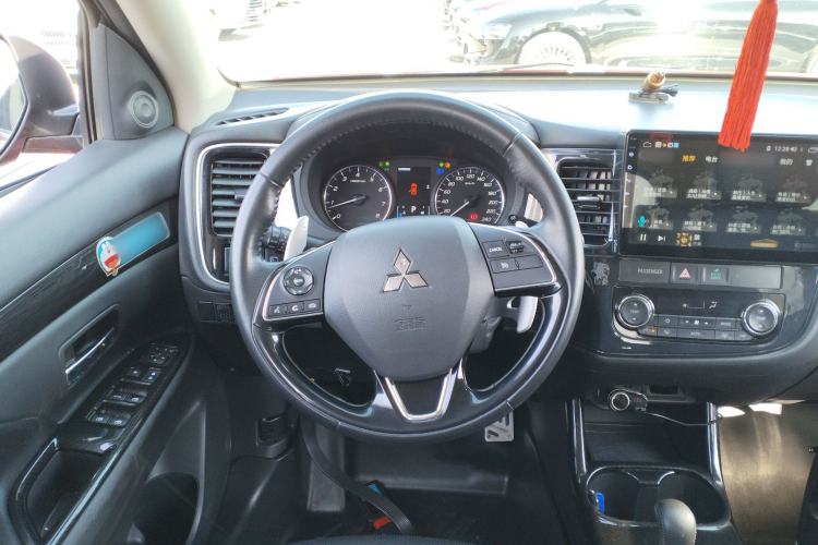 Used Mitsubishi Outlander 2016 2.4L 4x4 Elite Edition 5 Seats