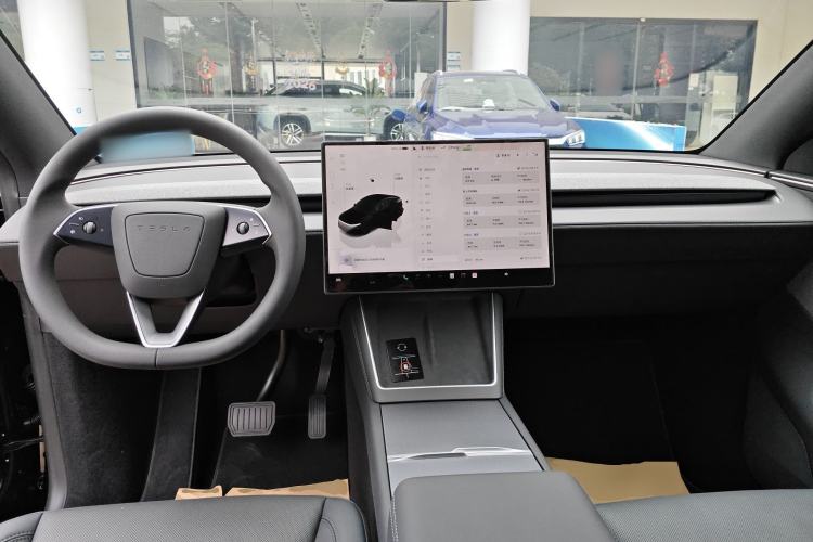 Used Tesla Model Y 2026 Rear-Drive Model
