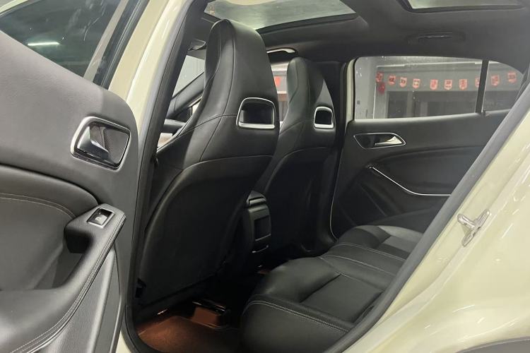 Used Mercedes-Benz GLA 2015 GLA 260 4MATIC