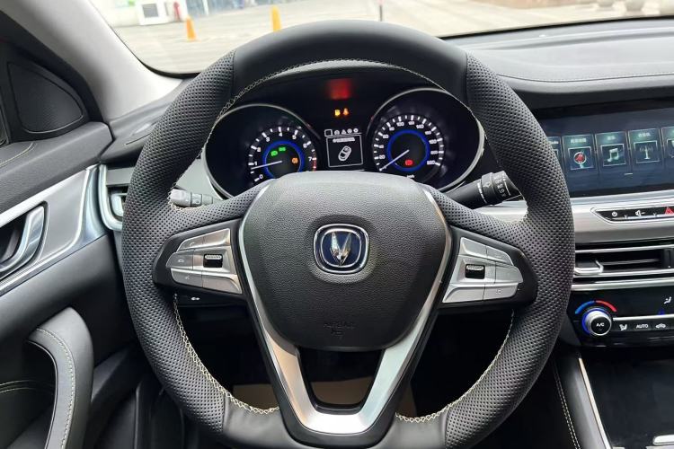 Used Changan Eado 2018 High-Energy Edition 1.6L GDI Manual Pioneer Model China V Standard