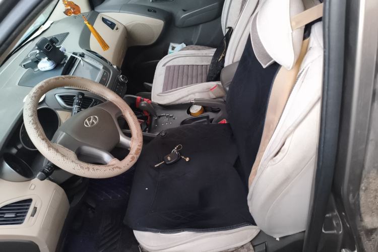 Used Hyundai ix35 2013 2.0L Automatic 2WD Comfort GL China IV Standard Left Front Seat