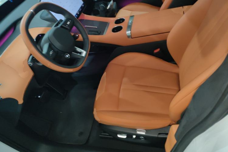 Used Xiaomi Auto YU7 2025 Ultra-Long Range High-Performance All-Wheel-Drive Max Edition
