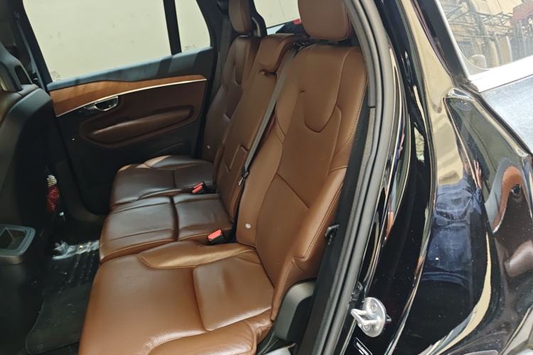 Used Volvo XC90 2022 B5 Smart Drive Luxury Edition 5 Seats