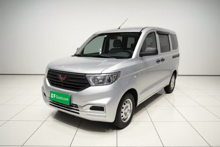 Used Wuling Hongguang V 2022 1.5L Jingqu Version Hydraulic Power Steering LAR