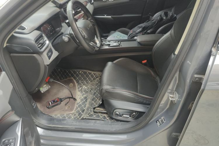 Used Lynk & Co 02 2020 1.5T DCT Two-Wheel Drive Pro Edition Left Front Seat