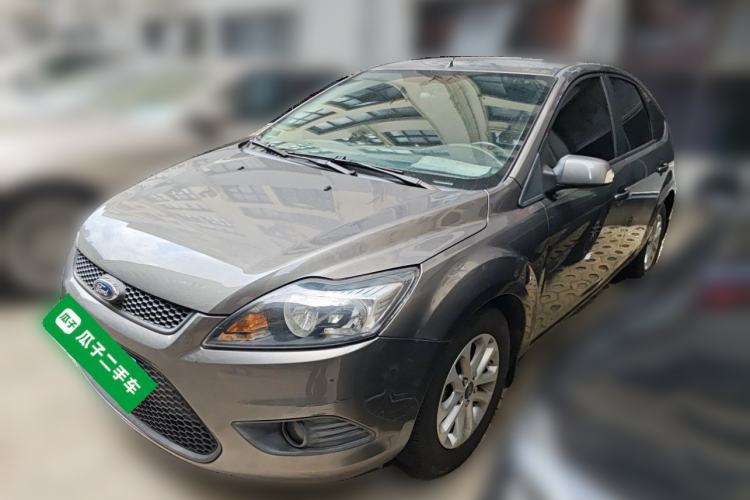 Used Ford Focus 2013 Hatchback Classic 1.8L Manual Base Model Guazi used car, China used car export, Used car for sale, Used cars, Cheapest cars for sale