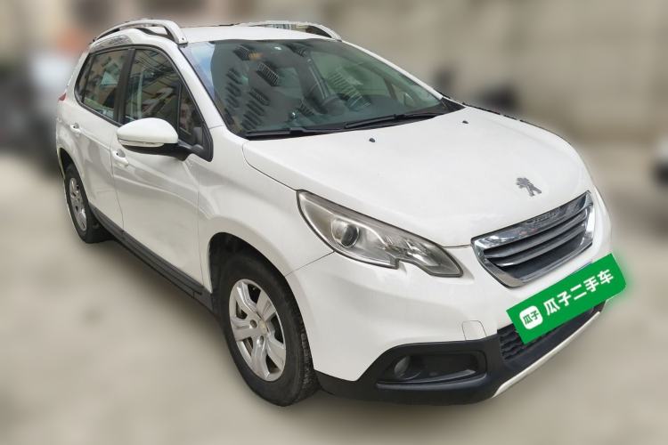 Used Peugeot 2008 2014 1.6L Automatic Trend Edition Front Right 45 Deg