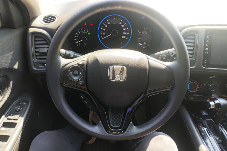 Used Honda Vezel 2020 1.5L CVT Pioneer Edition
