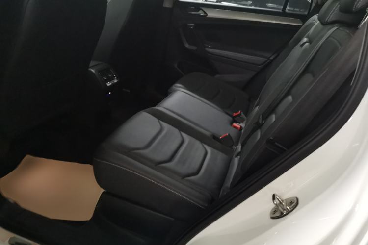 Used Volkswagen Tiguan L 2019 330TSI Automatic Two-Wheel Drive Smart Luxury Version China VI Standard