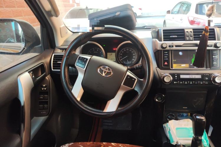 Used Toyota Prado 2016 2.7L Automatic Luxury Edition
