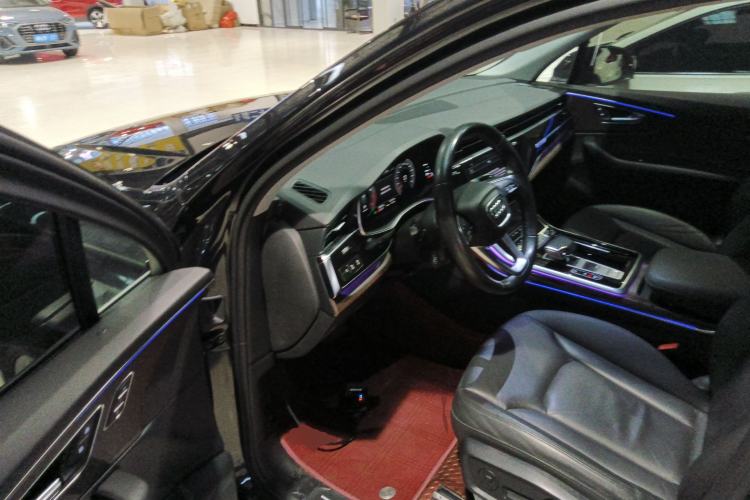 Used Audi Q7 2021 45 TFSI quattro S line Sport model
