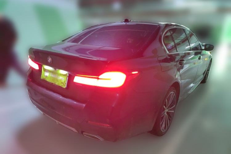 Used BMW 5 Series 2021 Facelifted 530Li Leading Edition M Sport Package Rear Right 45 Deg