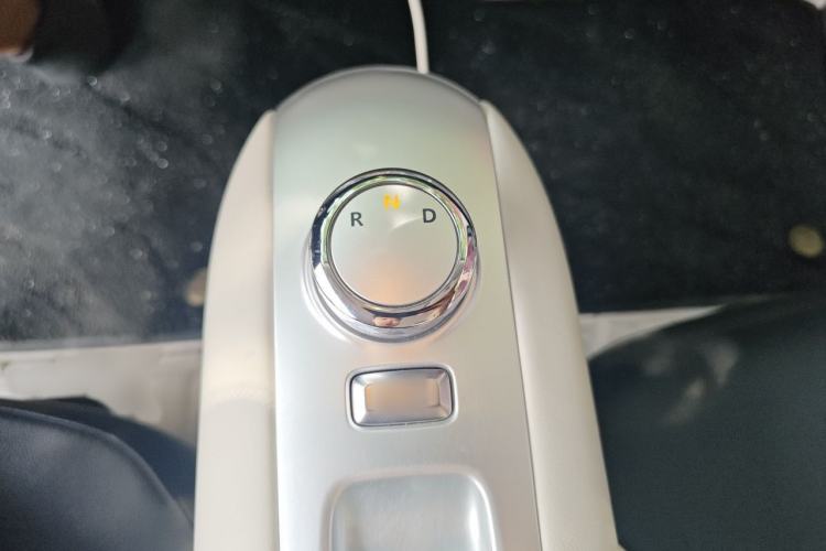 Used CHANGAN NEVO Lumin 2025 205 km Xiangqin Version
