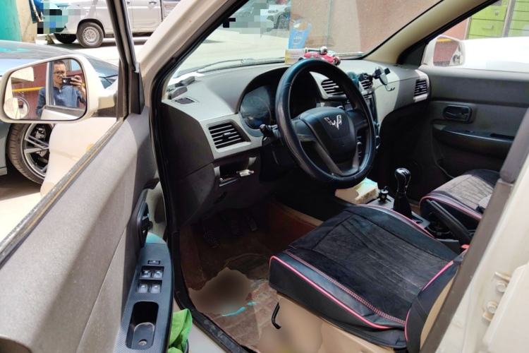 Used Wuling Hongguang 2016 1.5L Restyled S Comfort Version Driver Seat