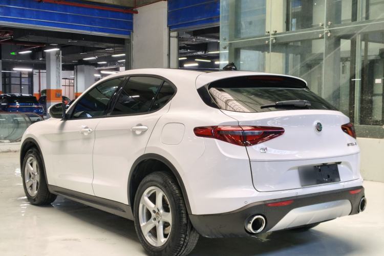 Used Alfa Romeo Stelvio 2017 2.0T 200HP Elite Edition
