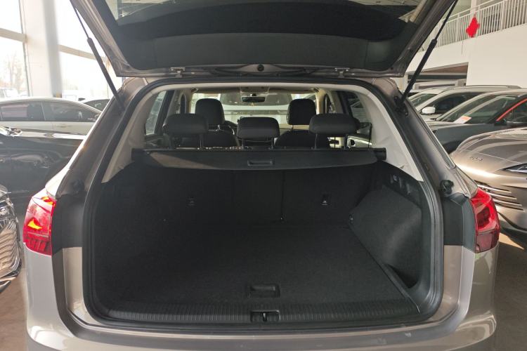 Used Volkswagen Tayron 2020 280TSI Two-Wheel Drive Luxury Connect Edition