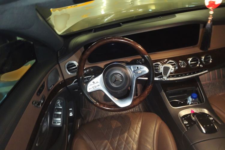 Used Mercedes-Benz Maybach S-Class 2018 S 450 4MATIC Steering Wheel