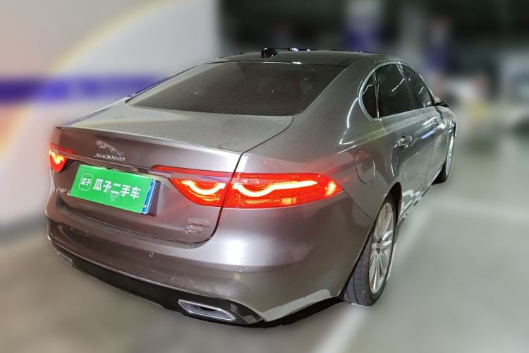 Used Jaguar XFL 2020 XFL 2.0T P250 Four-Wheel Drive Luxury Edition Rear Right 45 Deg