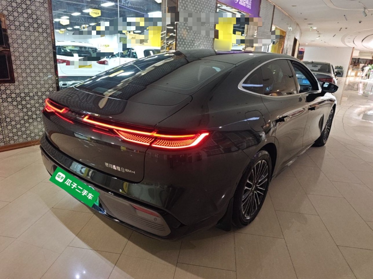 Geely Galaxy 8 2025 130km EM-i Deluxe Edition — снимка 6