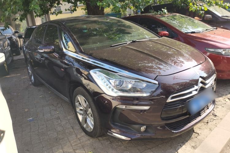 Used DS 5 2013 1.6T Luxury Edition THP200