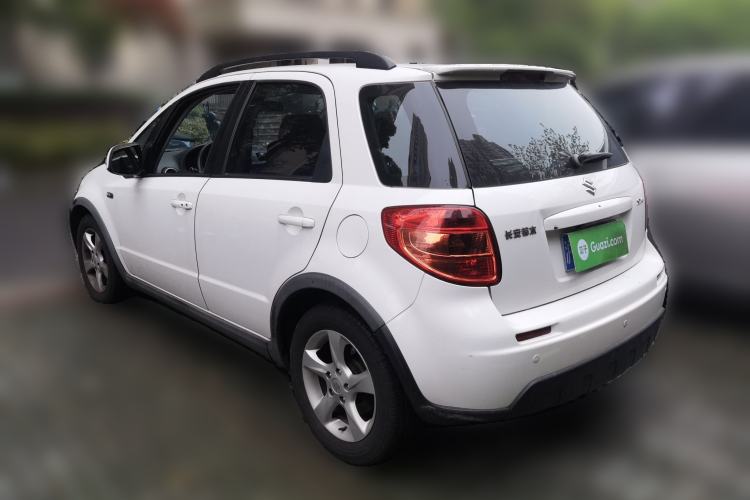 Used Suzuki SX4 2016 1.6L Automatic Classic Edition Rear Left 45 Deg