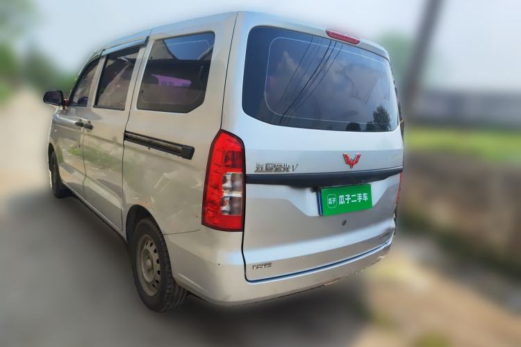 Used Wuling Hongguang V 2022 1.5L Jingqu Edition Electric-Assist LAR