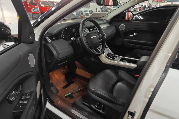 Used Land Rover Range Evoque 2018 240 PS SE Smart Brilliance Edition
