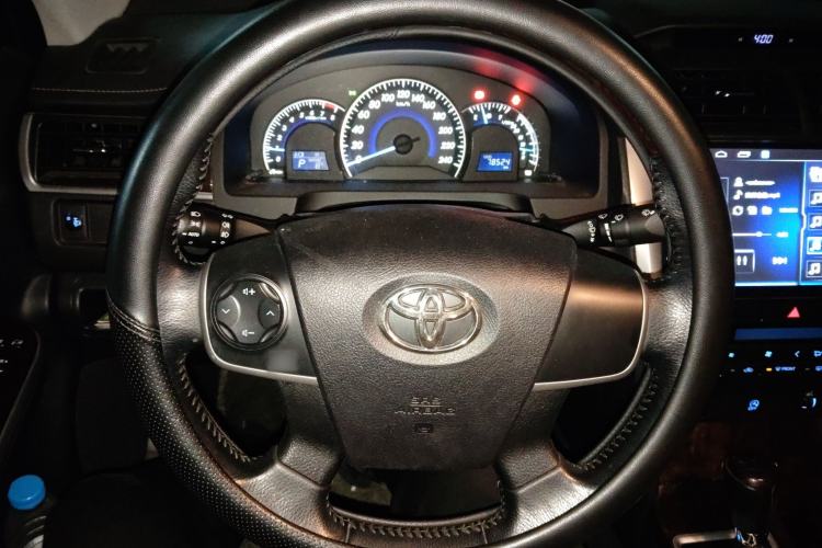 Used Toyota Camry 2016 2.0G 10th Anniversary Leading Edition