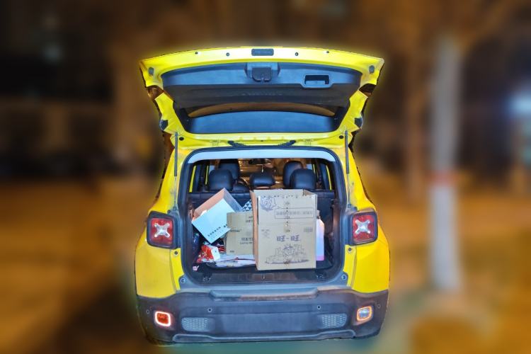 Used Jeep Renegade 2016 1.4T Automatic Jingneng Edition Trunk