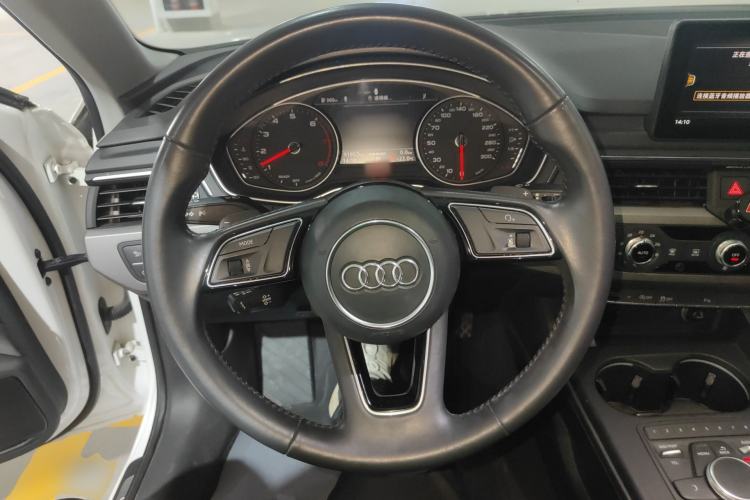 Used Audi A4L 2018 30th Anniversary Edition 40 TFSI Trendy Model