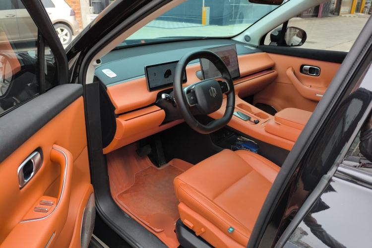 Used Leapmotor C16 2024 All-Electric 580 Luxury Edition Driver Seat